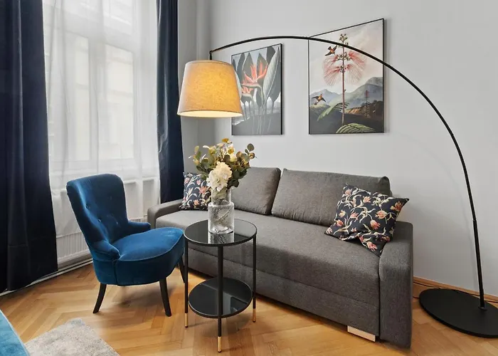 Apartament 5 Bedrooms - 143 M² - Near Main Station